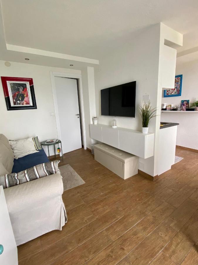 Casa Sol Y Sombra Apartment กาเดอมาริโอ ภายนอก รูปภาพ
